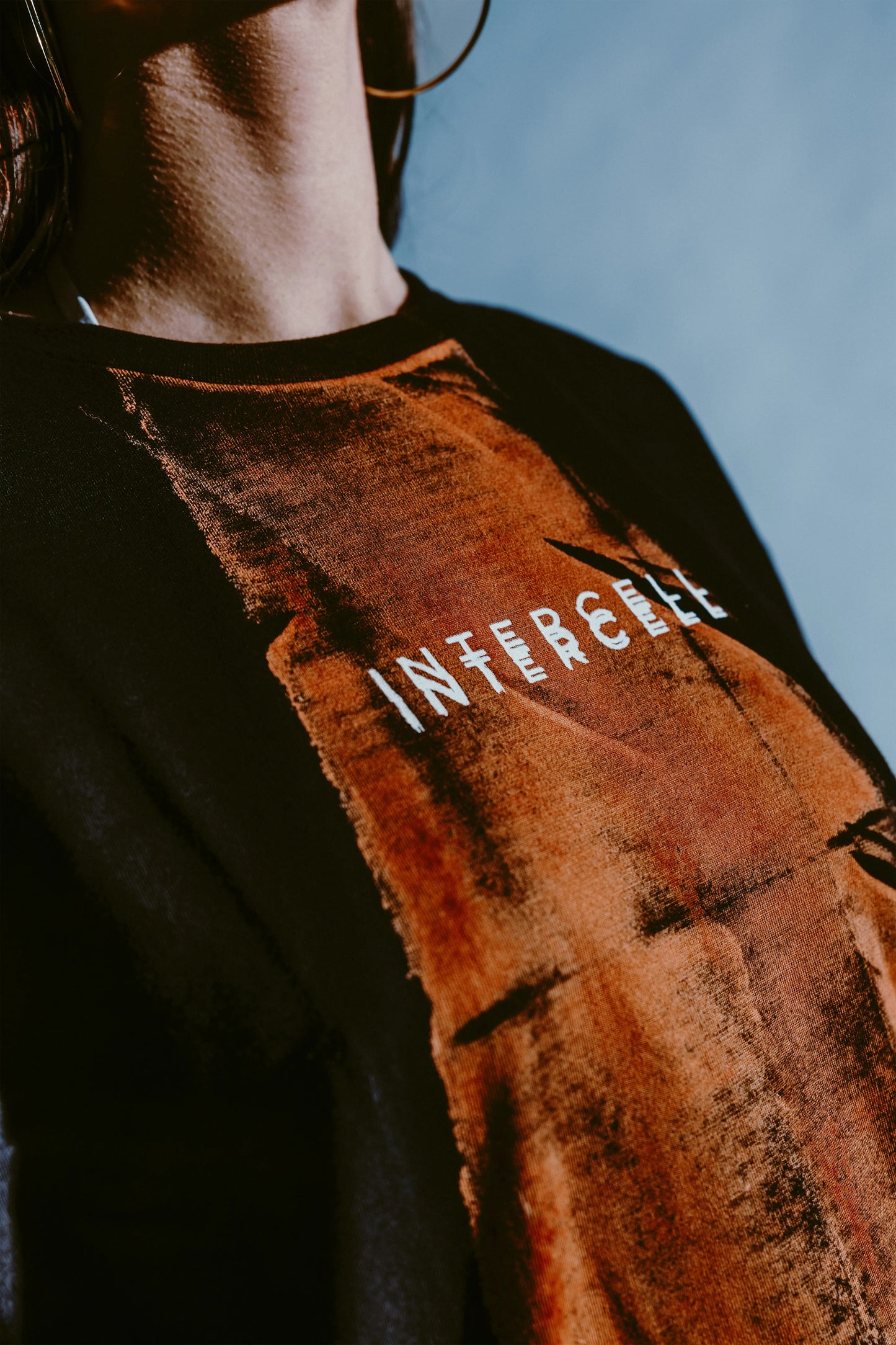 BLEACHED TEE
